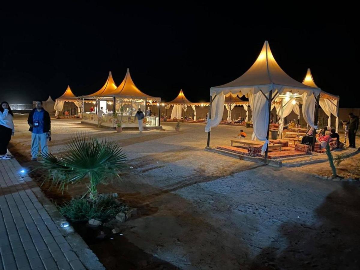 Al Sultana Luxury Camp Villa วาดิรัม ภายนอก รูปภาพ