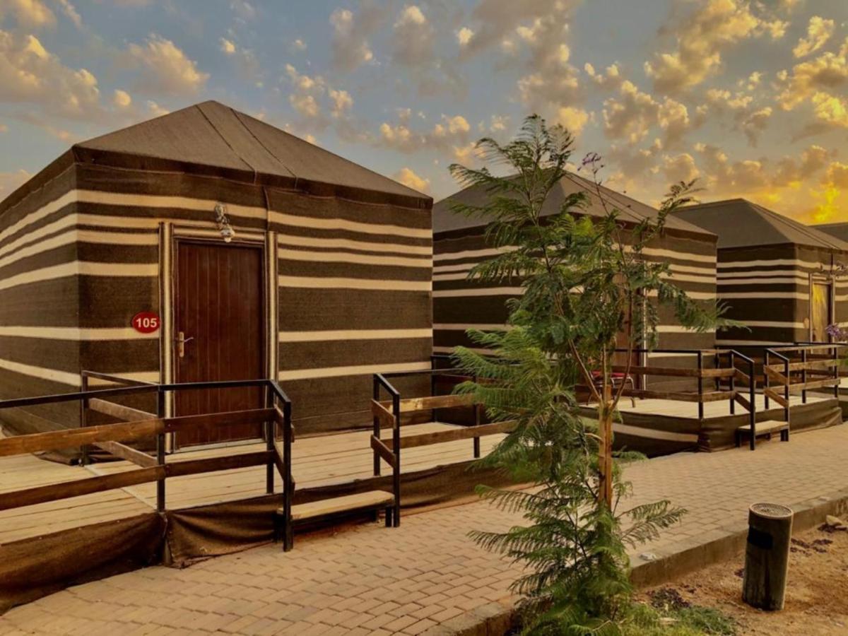 Al Sultana Luxury Camp Villa วาดิรัม ภายนอก รูปภาพ