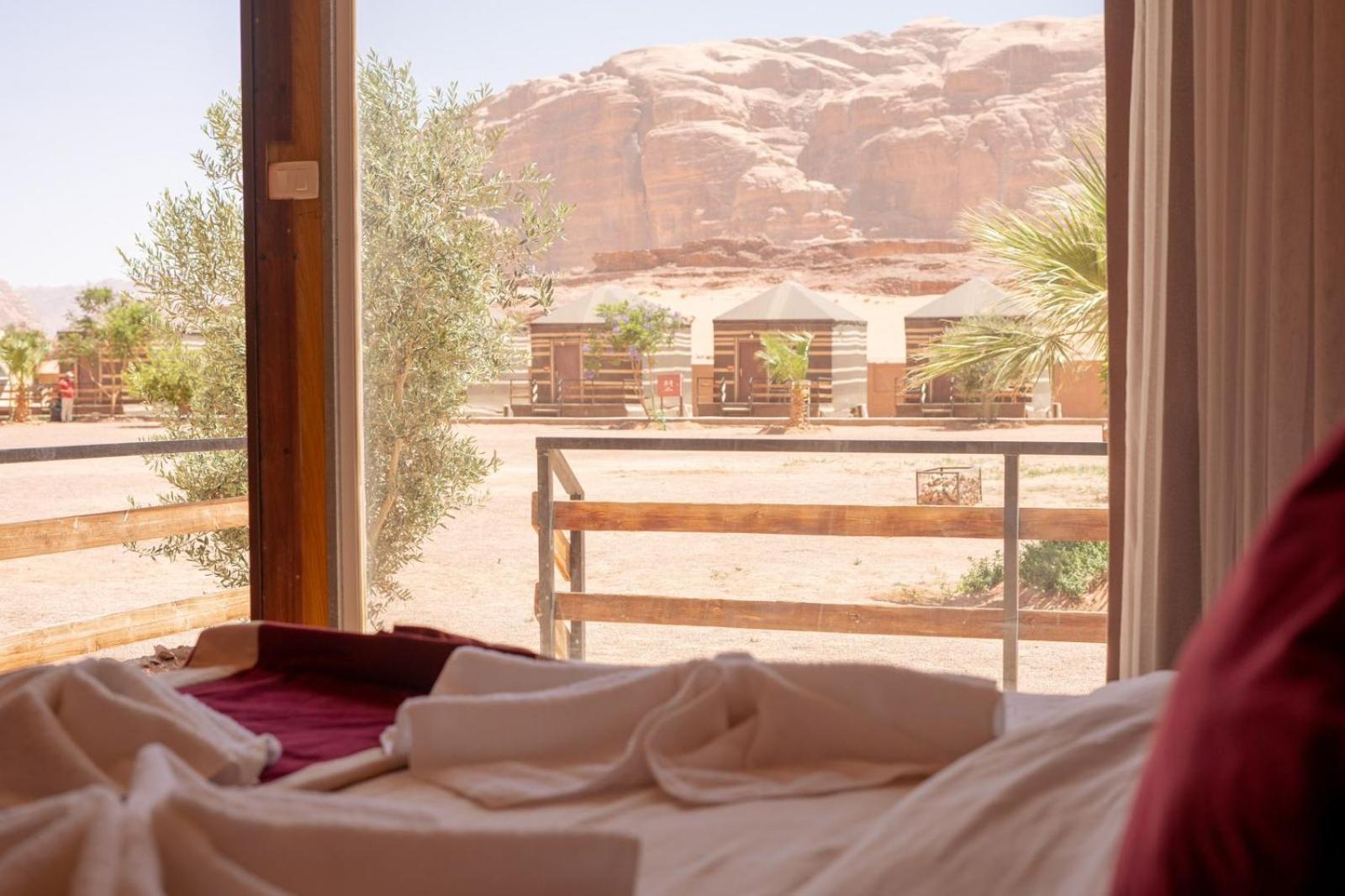 Al Sultana Luxury Camp Villa วาดิรัม ภายนอก รูปภาพ